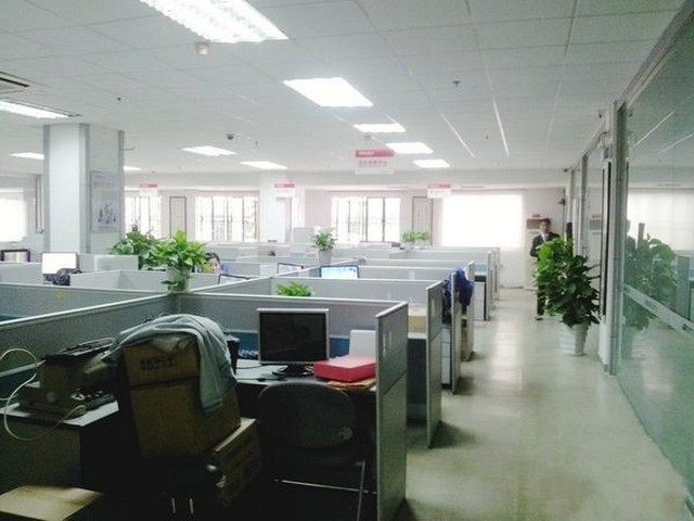 海南320吨汽车吊租赁价格